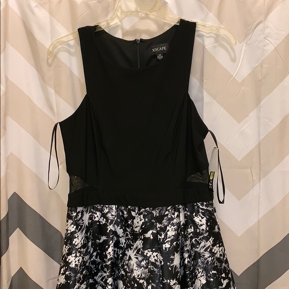 Prom dress! - Picture 1 of 3